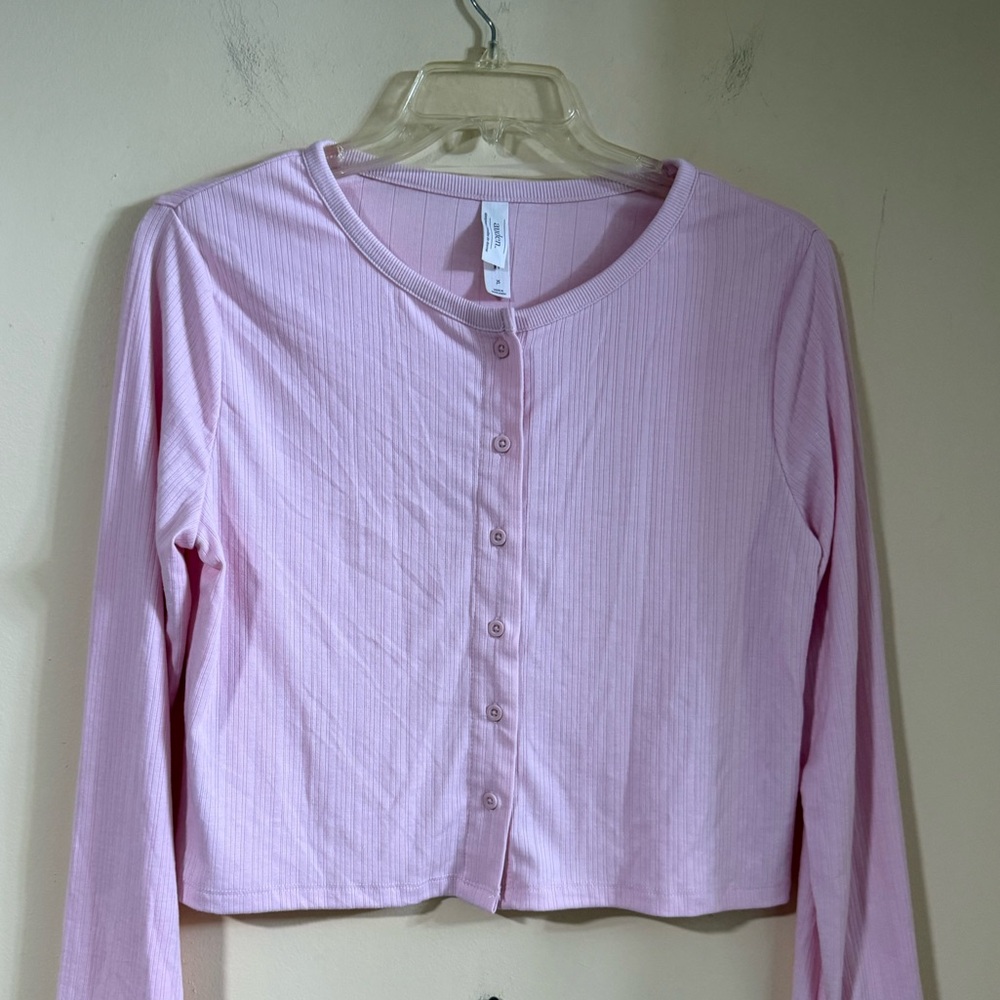 Light Pink Ribbed Button-Front Women's Top..100 - Picture 5 of 7